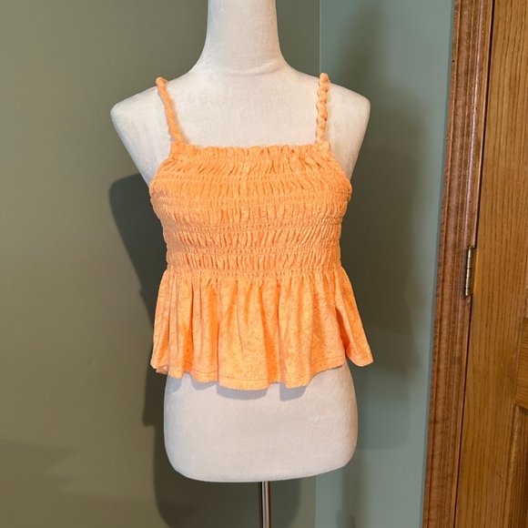 JUNIORS RUFFLED SMOCKED TANK SIZE L #617 - Picture 2 of 3